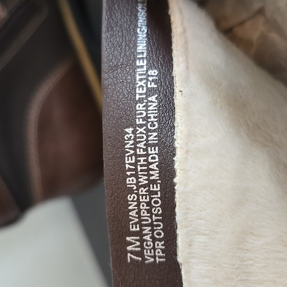 NWOT JBU Evans Vegan Leather Faux Shearling Ankle Boots Size 7 - Picture 8 of 9